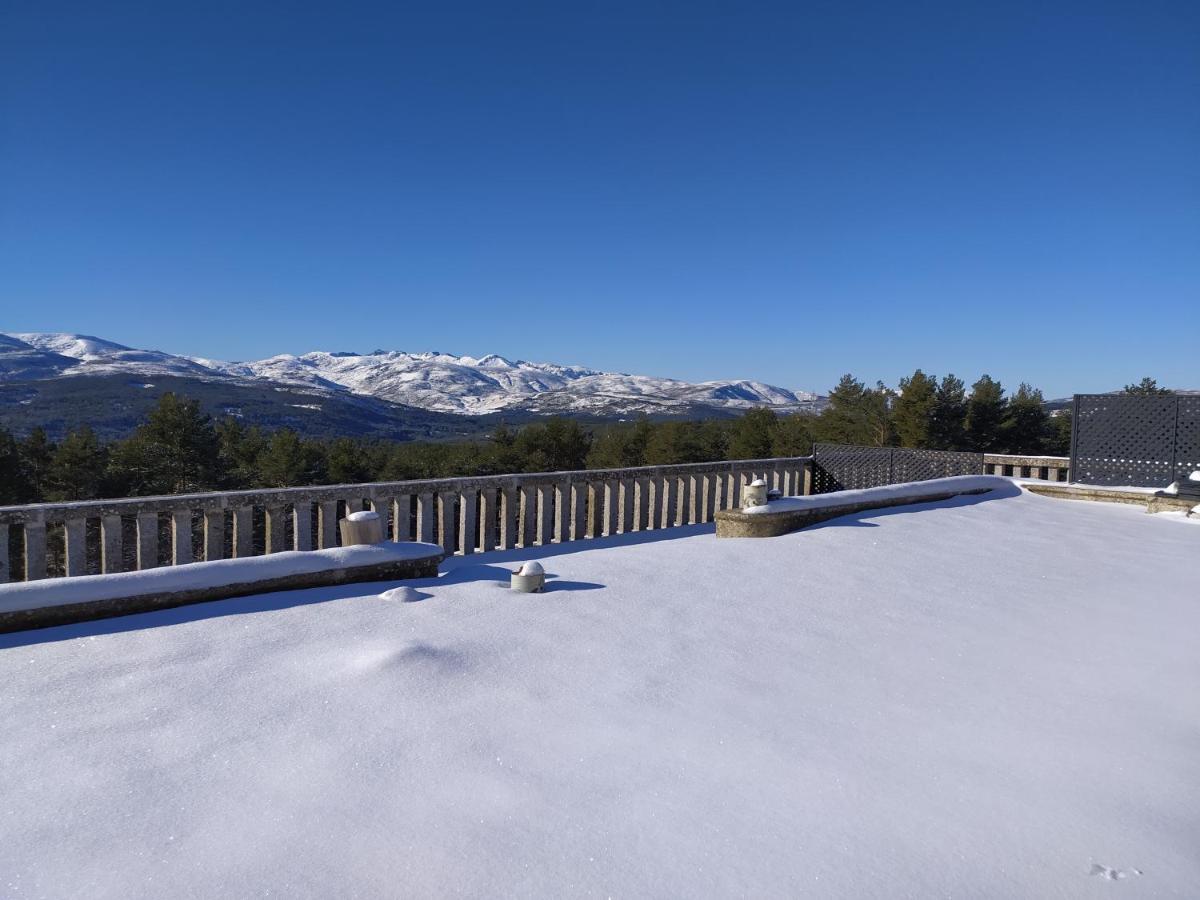 Parador De Gredos Navarredonda de Gredos Exteriör bild