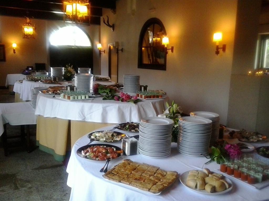 Parador De Gredos Navarredonda de Gredos Exteriör bild