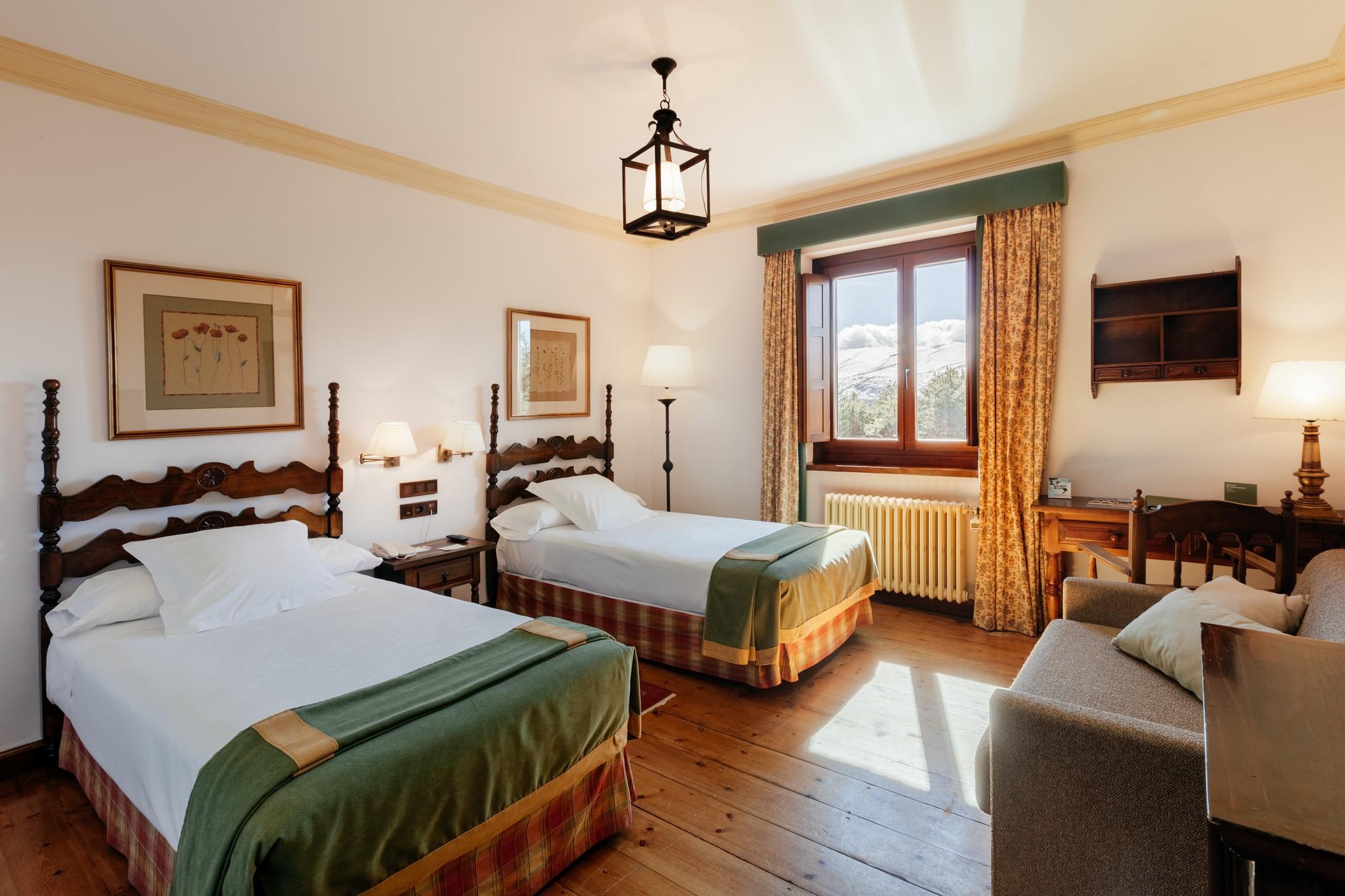 Parador De Gredos Navarredonda de Gredos Exteriör bild