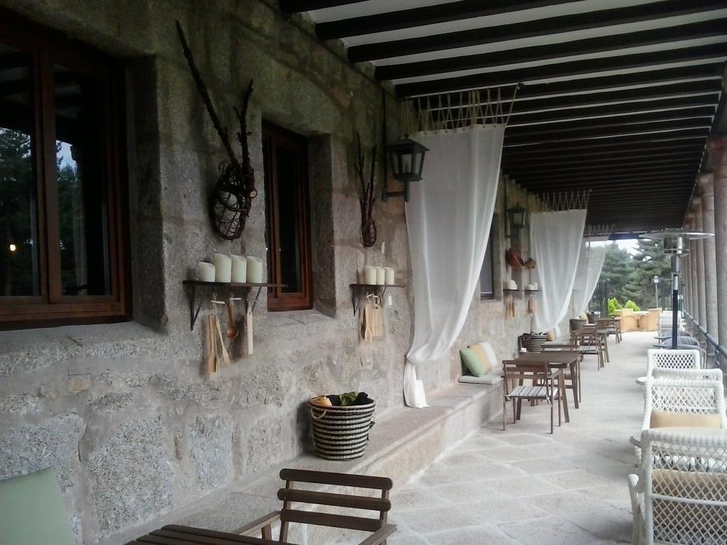 Parador De Gredos Navarredonda de Gredos Exteriör bild
